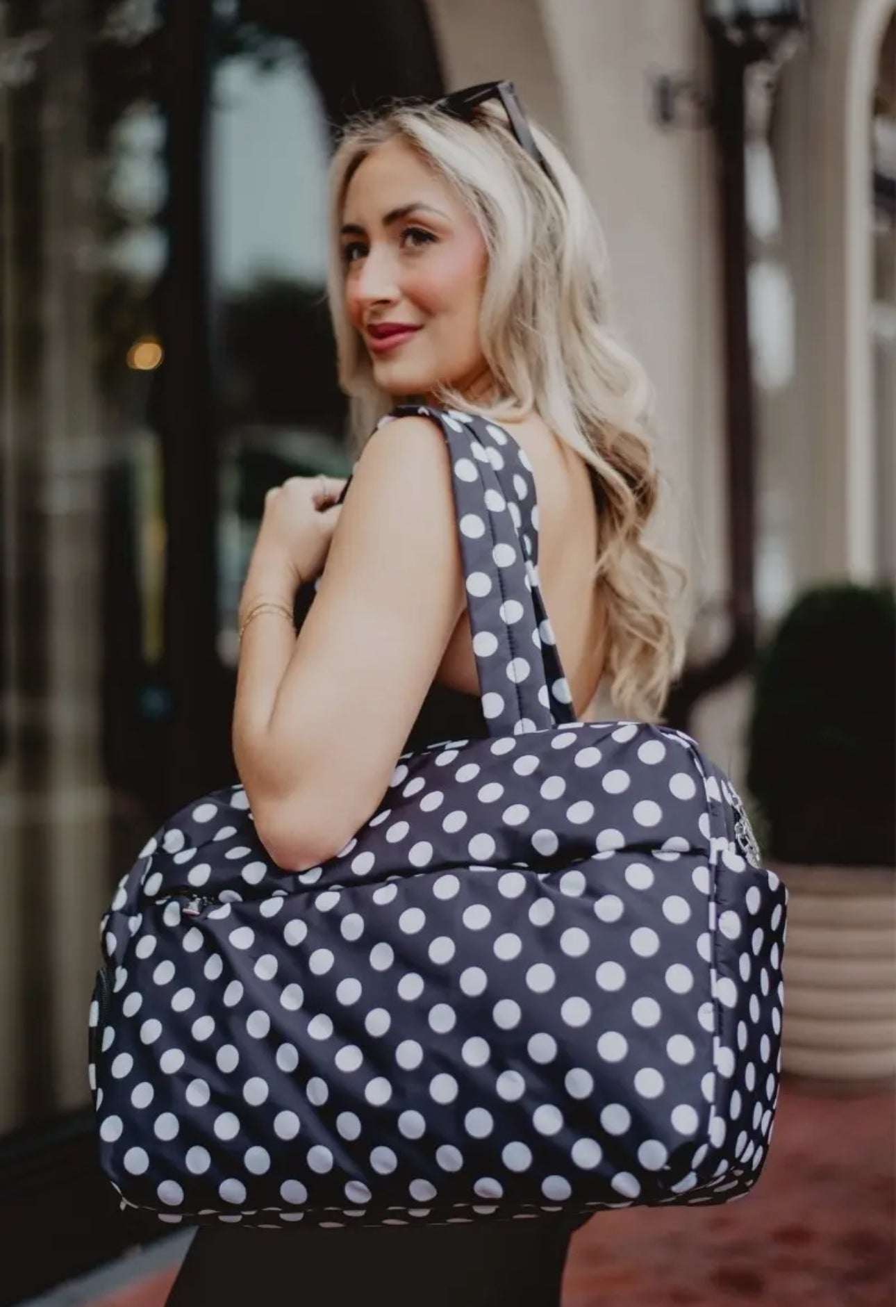 BLACK & WHITE POLKA DOT WEEKENDER BAG